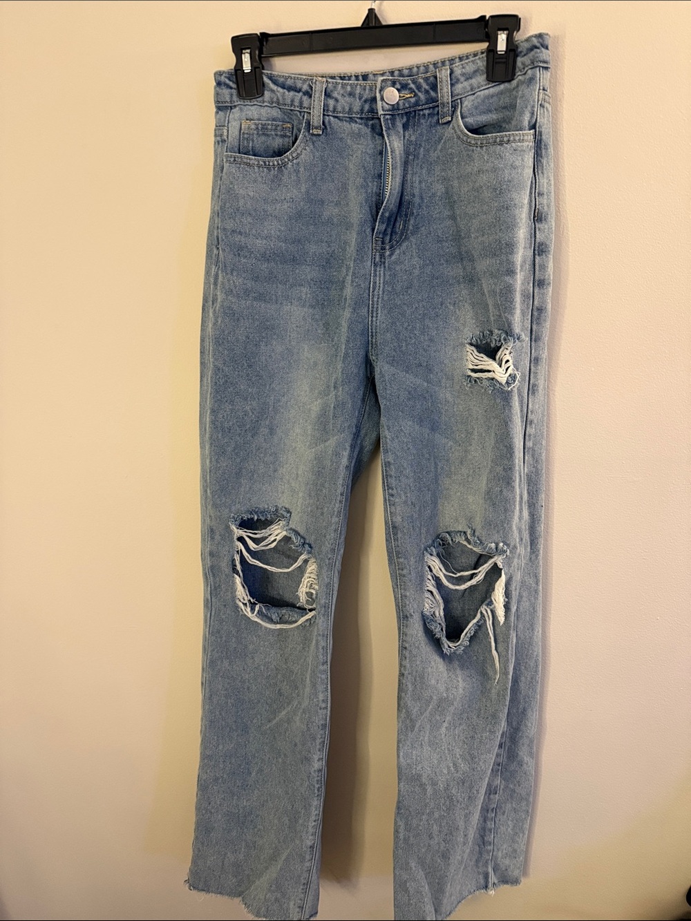 SHEIN Light Blue Distressed Straight Leg Jeans